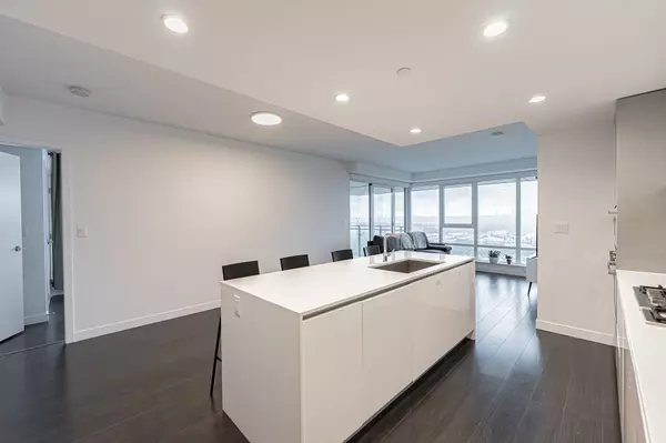 2085 Skyline CT #3406 Burnaby, BC V5C 0M6