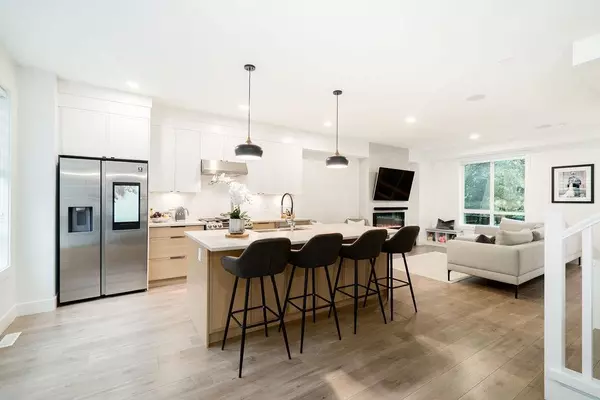 Coquitlam, BC V3E 0T1,3503 Gislason AVE #106
