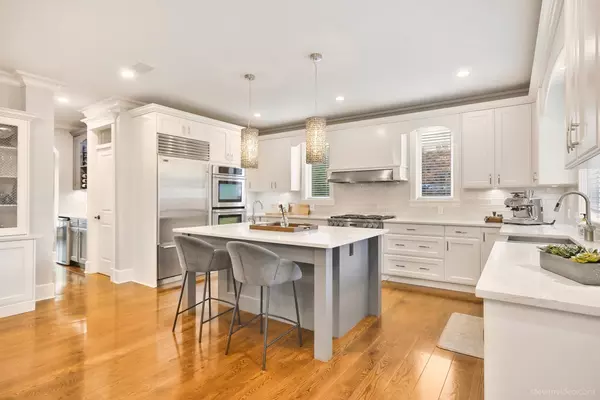 Surrey, BC V3Z 0P1,3668 159a ST