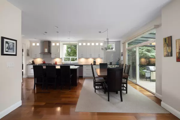 Port Moody, BC V3H 5G4,118 Chestnut CT