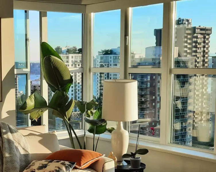 1555 Eastern AVE #1504, North Vancouver, BC V7L 3G2