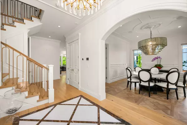 Vancouver, BC V6N 3V5,3838 W 50th AVE