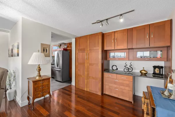North Vancouver, BC V7L 4M9,140 E Keith RD #601