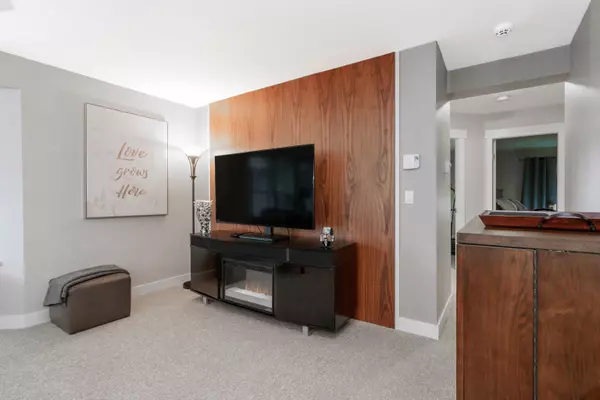 Maple Ridge, BC V2X 0S3,20554 118 AVE #44