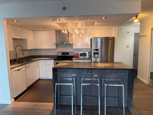 Vancouver, BC V6A 4H2,1088 Quebec ST #304