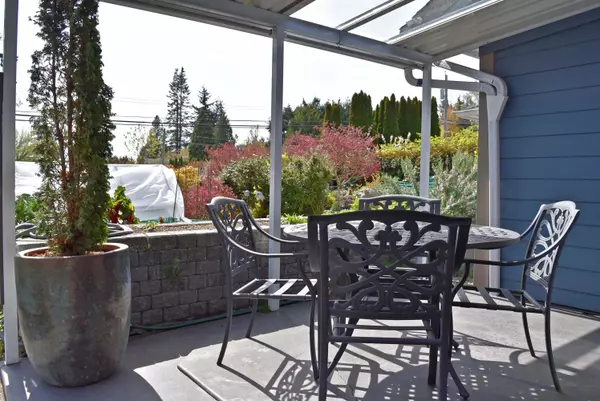 Sechelt, BC V7Z 0M2,6166 Norwest Bay RD