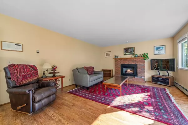 Vancouver, BC V6N 2M8,3126 W 35th AVE