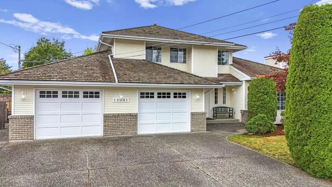 12451 223 ST, Maple Ridge, BC V2X 5Y8