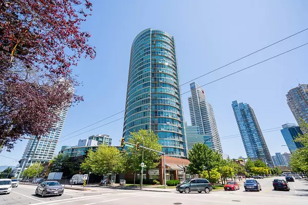 6088 Willingdon AVE #1702, Burnaby, BC V5H 4V2