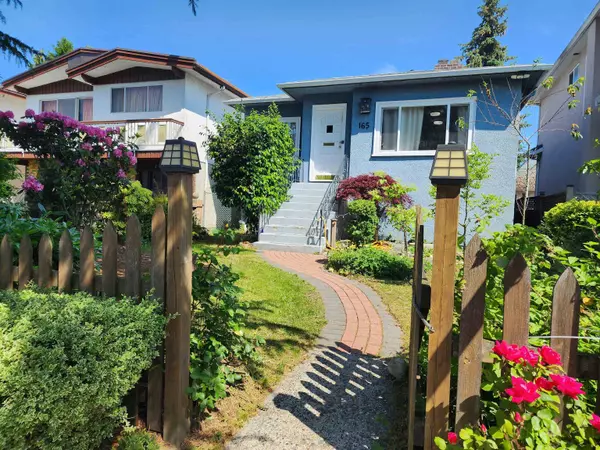 165 E 55th AVE, Vancouver, BC V5X 1M7