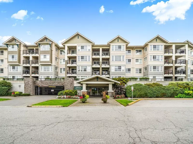 19673 Meadow Gardens WAY #225, Pitt Meadows, BC V3Y 0A1