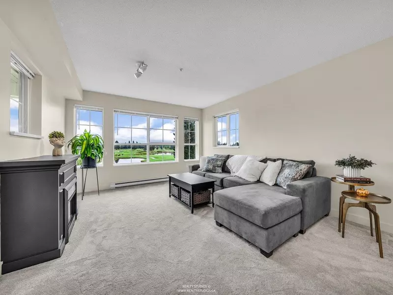 19673 Meadow Gardens WAY #225, Pitt Meadows, BC V3Y 0A1