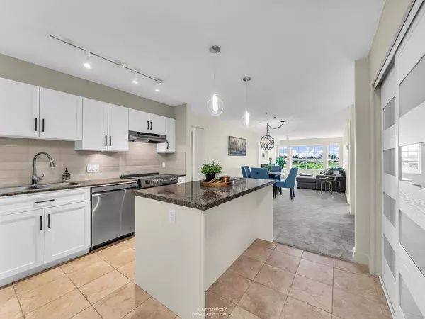 Pitt Meadows, BC V3Y 0A1,19673 Meadow Gardens WAY #225