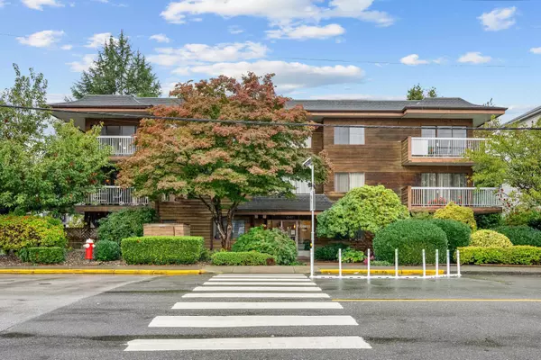 11957 223 ST #301, Maple Ridge, BC V2X 5Y4