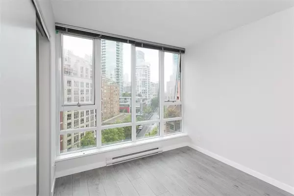 788 Hamilton ST #1203 Vancouver, BC V6B 0E9