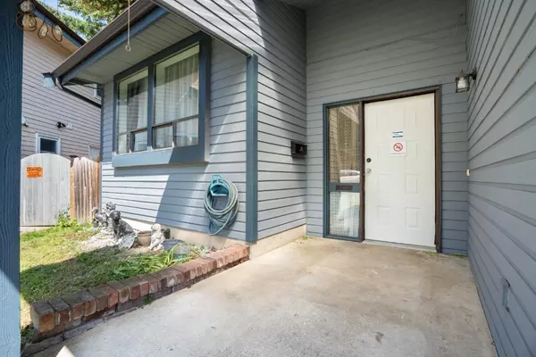 Surrey, BC V3W 8T2,13363 65a AVE