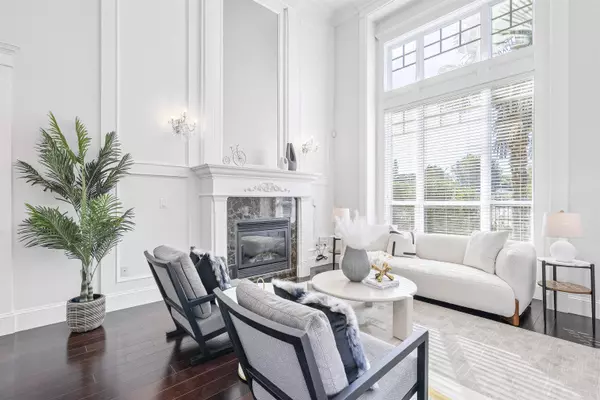 Richmond, BC V7A 2H6,8751 Rosevale RD