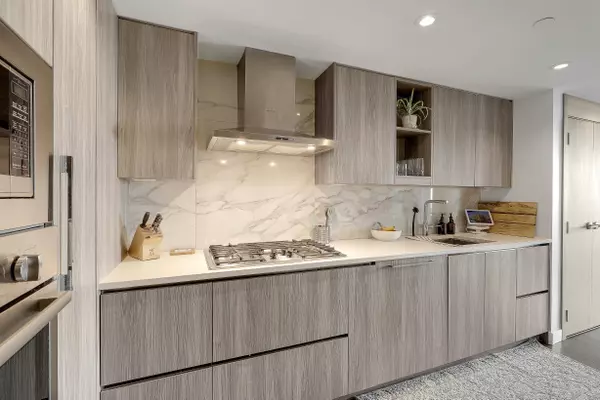 9887 Whalley BLVD #2510 Surrey, BC V3T 0P4