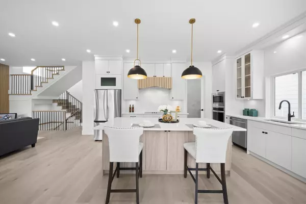 7527 205 ST Langley, BC V2Y 1V5