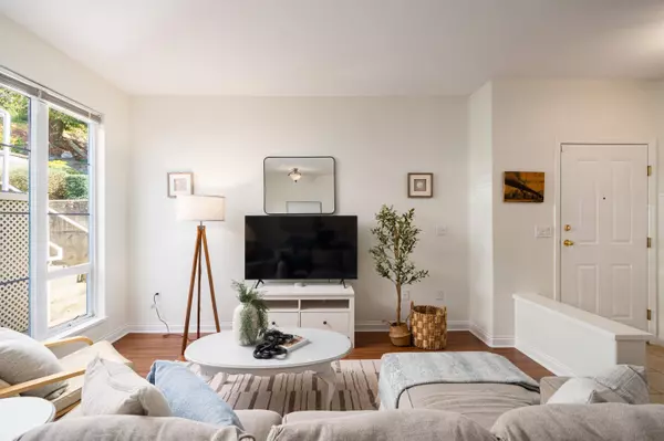 White Rock, BC V4B 3T4,1159 Vidal ST
