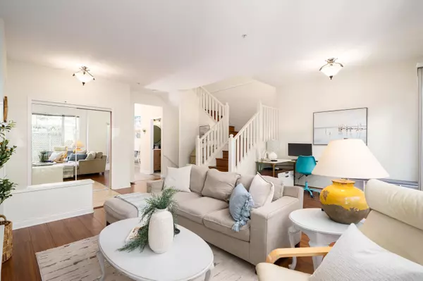 White Rock, BC V4B 3T4,1159 Vidal ST