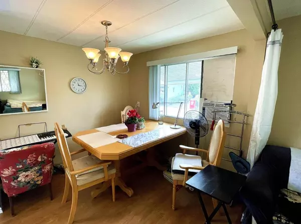 Coquitlam, BC V3K 5A9,201 Cayer ST #93