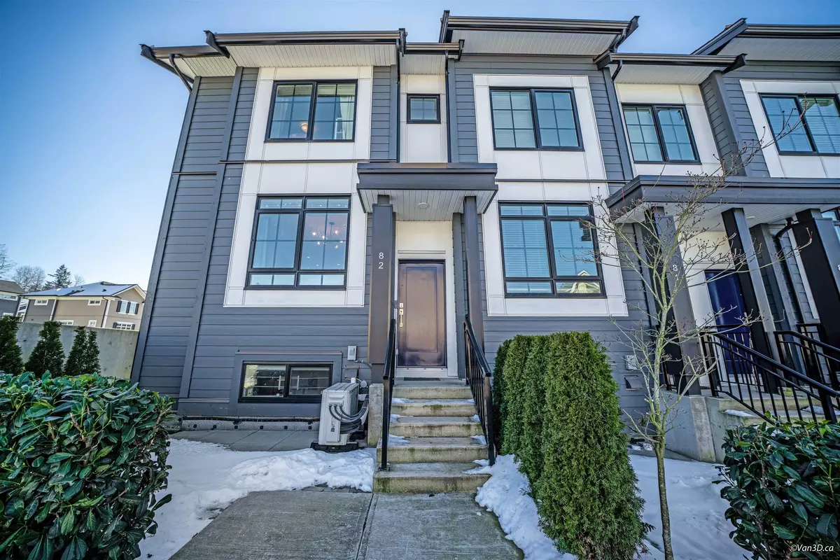 Surrey, BC V3Z 1J6,2075 Oak Meadows DR #82