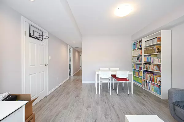 Port Coquitlam, BC V3B 1N1,1818 Fraser AVE