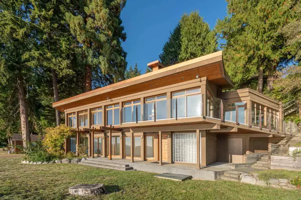 Sechelt, BC V7Z 0B6,4893 Sunshine Coast HWY