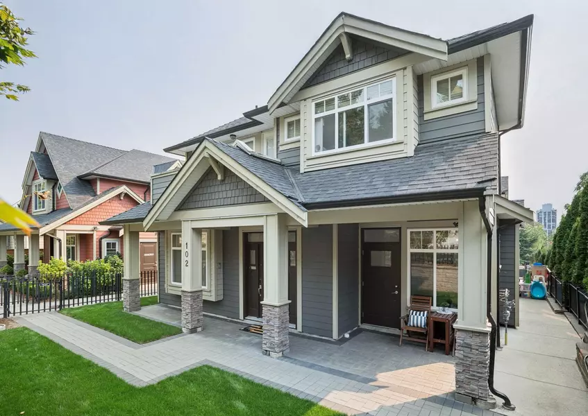 910 Delestre AVE #102, Coquitlam, BC V3K 2G6