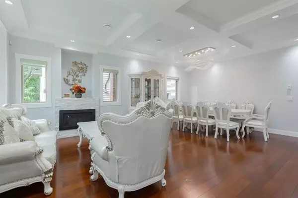 New Westminster, BC V3L 2C9,622 Colborne ST