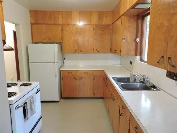 Mission, BC V2V 7E3,33875 Richards AVE