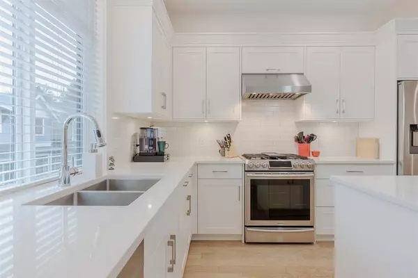 34121 George Ferguson WAY #3 Abbotsford, BC V2S 0K4