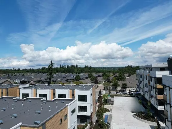 Surrey, BC V3S 9S4,163 175a ST #509
