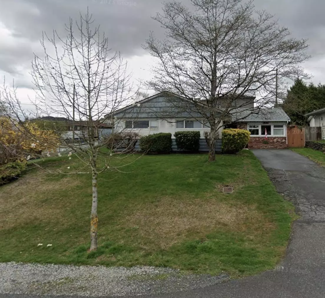 Surrey, BC V3R 3A3,11142 Bolivar CRES