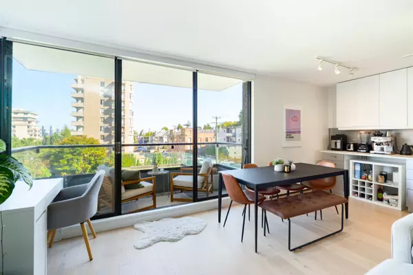Vancouver, BC V6K 1J2,2370 W 2nd AVE #304