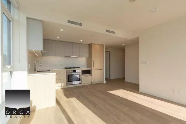 Coquitlam, BC V3K 3V8,308 Alderson Avenue #804