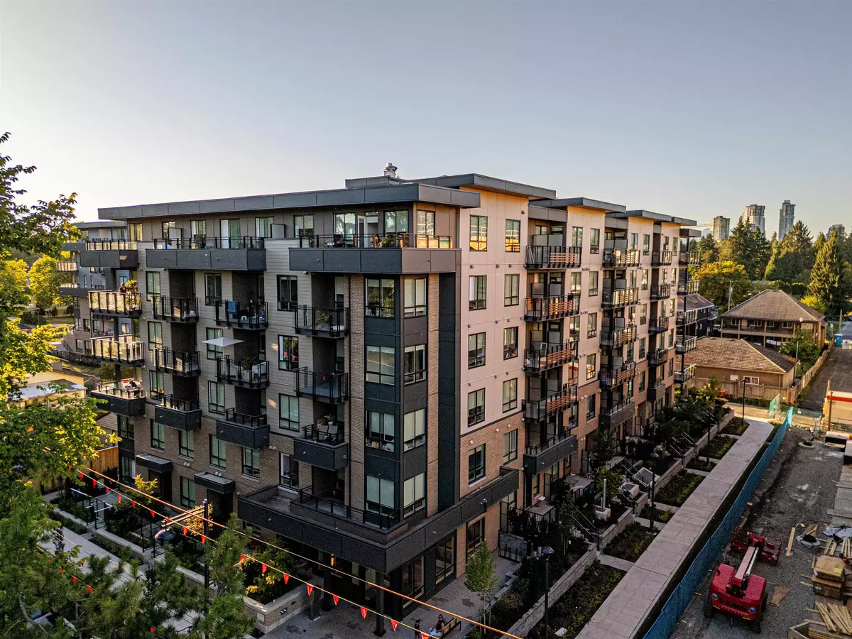 Surrey, BC V3V 0G9,13439 94a AVE #513
