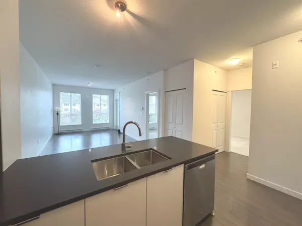 Surrey, BC V3Z 0Y5,15138 34 AVE #4xx