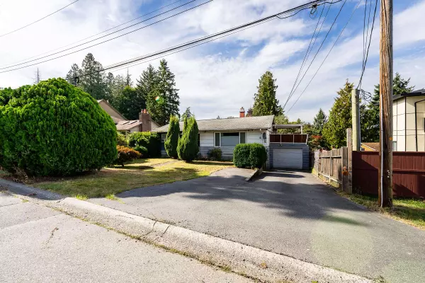 Surrey, BC V3V 5L7,10725 127a ST