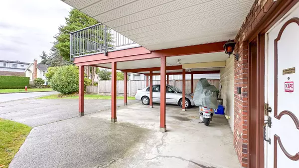 Richmond, BC V7C 4S4,4331 Lancelot DR