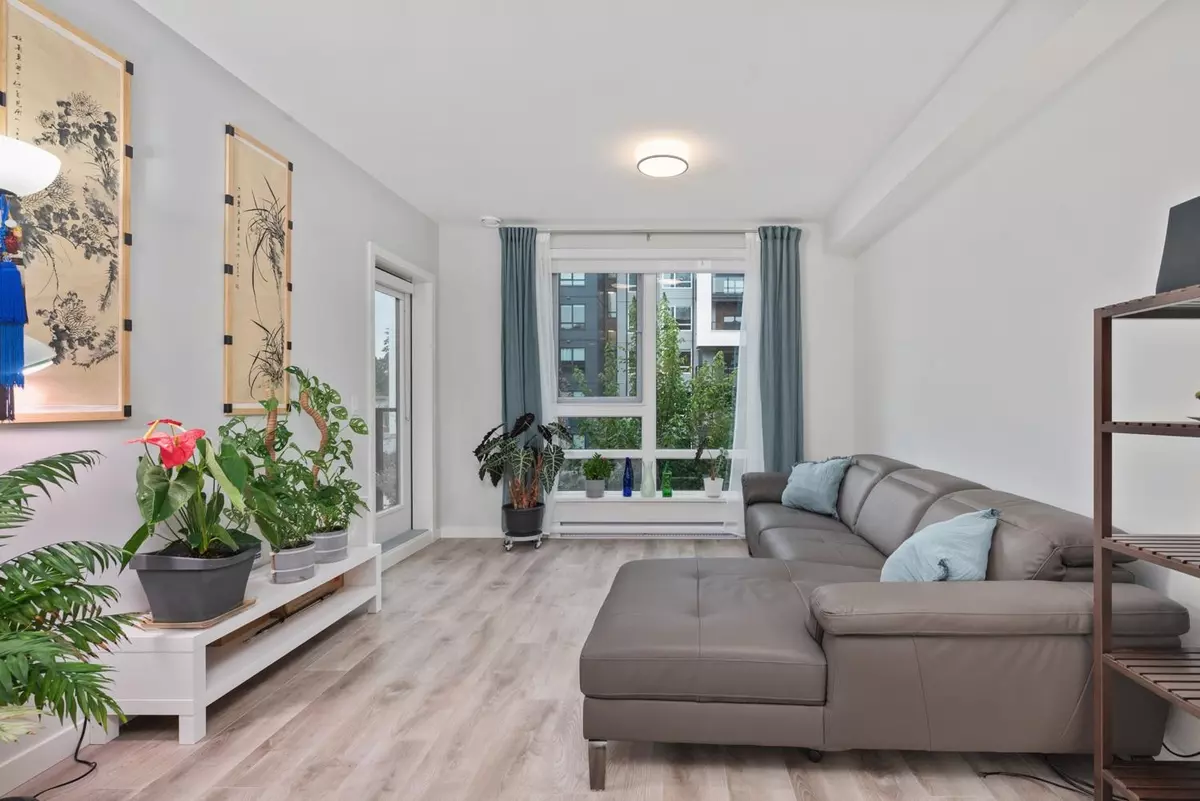 Coquitlam, BC V3J 2S5,615 Cottonwood AVE #407