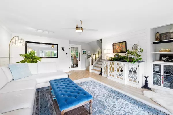 Burnaby, BC V5A 4L3,8885 Larkfield DR