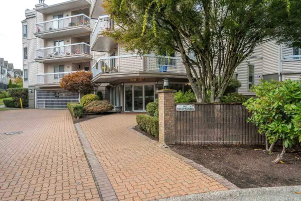 Surrey, BC V3V 7X8,9299 121 ST #315