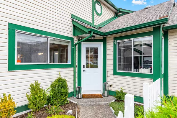 Maple Ridge, BC V2X 0K4,20675 118 AVE #301