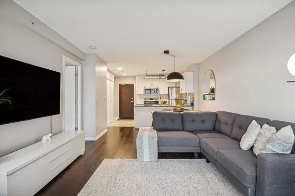 Vancouver, BC V6Z 0A4,938 Smithe ST #2205