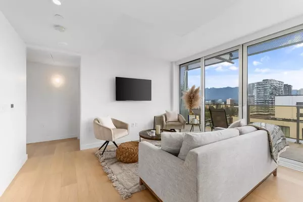 Vancouver, BC V6G 2B1,1180 Broughton ST #1105