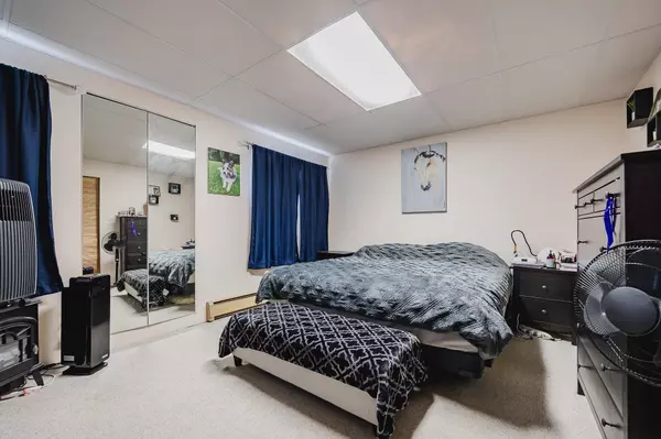 Maple Ridge, BC V2X 8K5,21190 Glenwood AVE