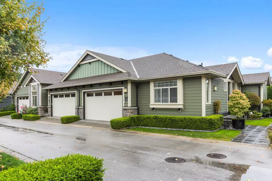 350 174 ST #22, Surrey, BC V3Z 2N8