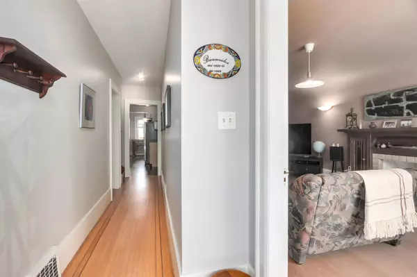 Vancouver, BC V6R 2A4,4529 W 8th AVE